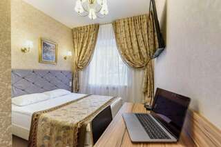 Отель Жасмин Санкт-Петербург Двухместный номер с 1 кроватью и видом на парк-1